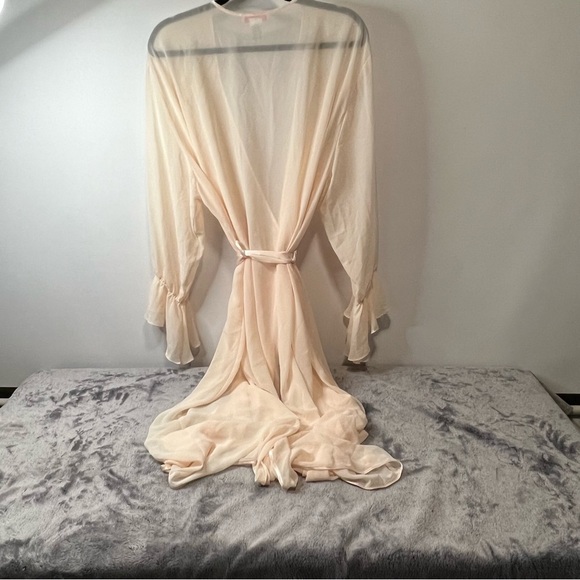 Dentelle “Belle” Sheer Embroidered Long Robe 3X - Picture 3 of 7